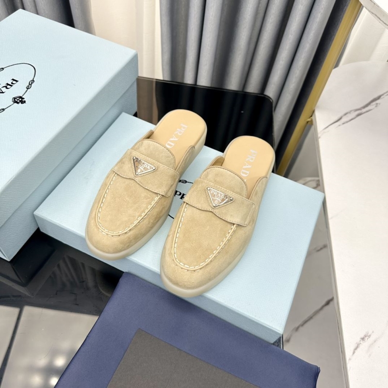Pra*a casual shoes